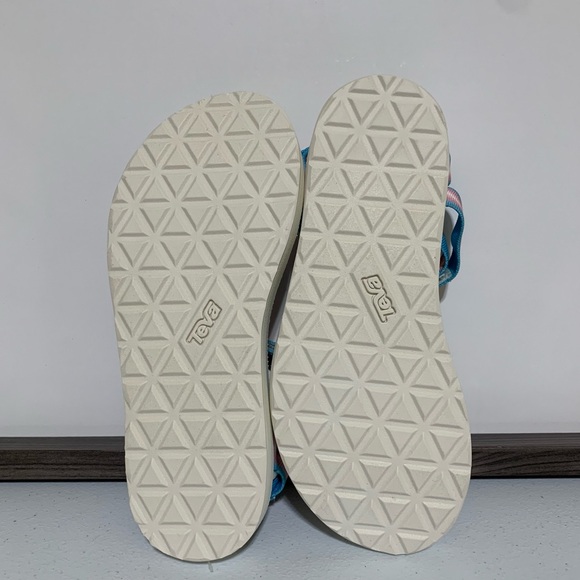 Teva Women's Original Universal Gradiate Sandal-Size 6 - Picture 8 of 11